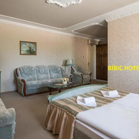Bibic Es Tueskevar Etterem Es Horgaszto Nyiregyhaza
