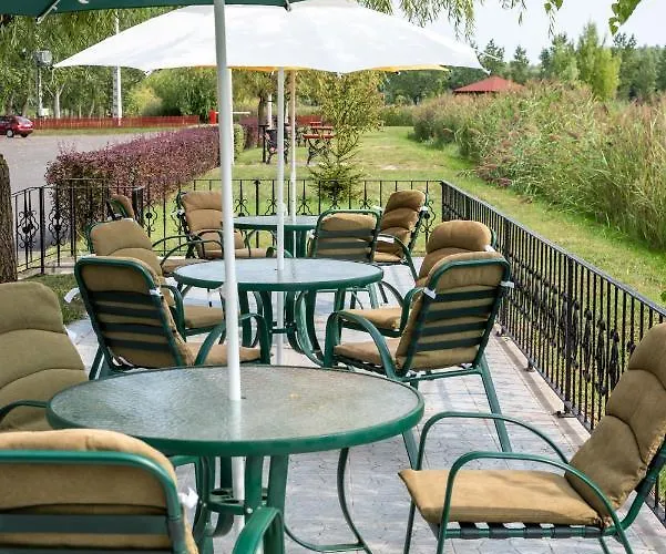 Bibic Es Tueskevar Etterem Es Horgaszto Hotel Nyíregyháza