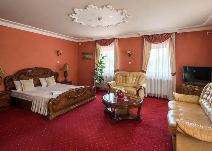 Bibic Es Tueskevar Etterem Es Horgaszto Hotel Nyíregyháza